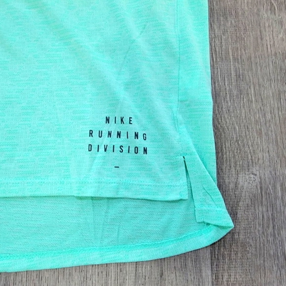 BRAND NEW Nike Dri-Fit Run Division Pinnacle Short-Sleeve Shirt Men's Size XL - Picture 2 of 7